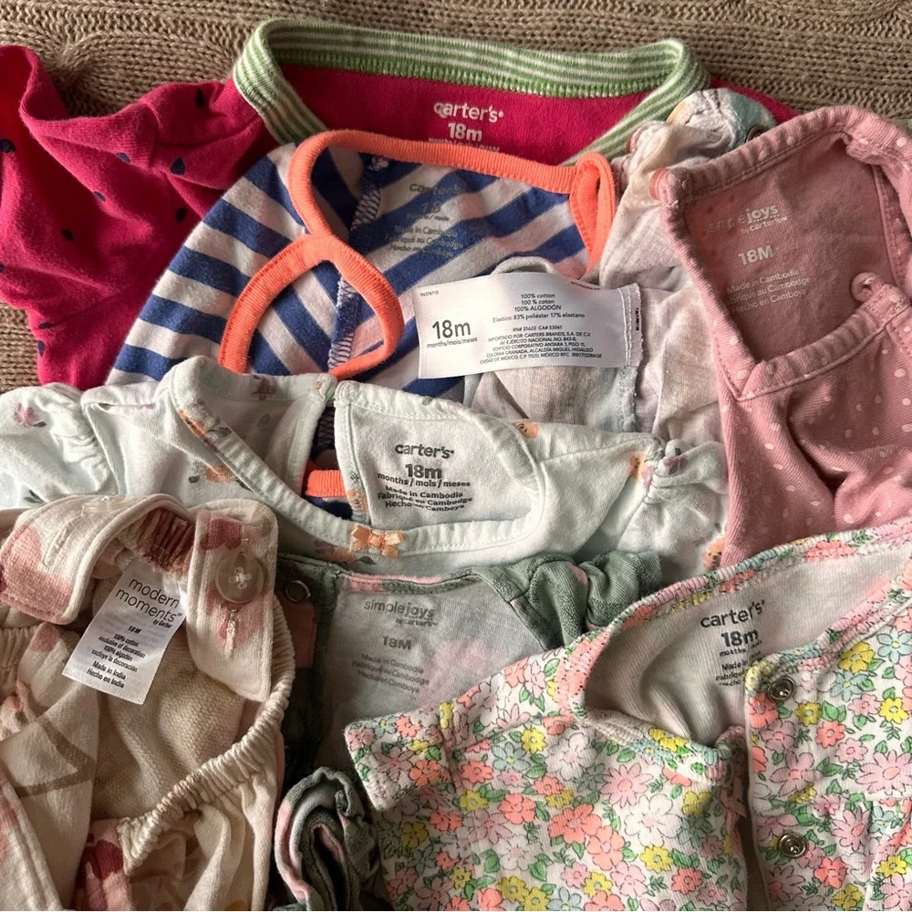 EUC Carter’s 4pc Baby Girl Romper Bundle, 18 Months